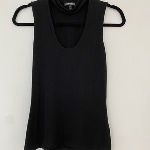 Black express top
